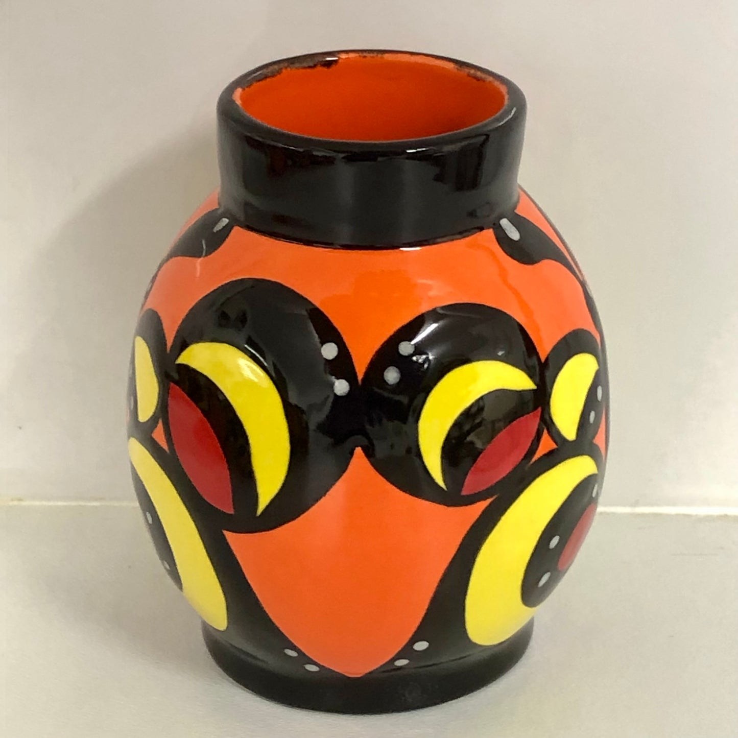 Circle Butterfly Vase Four (slight fault)