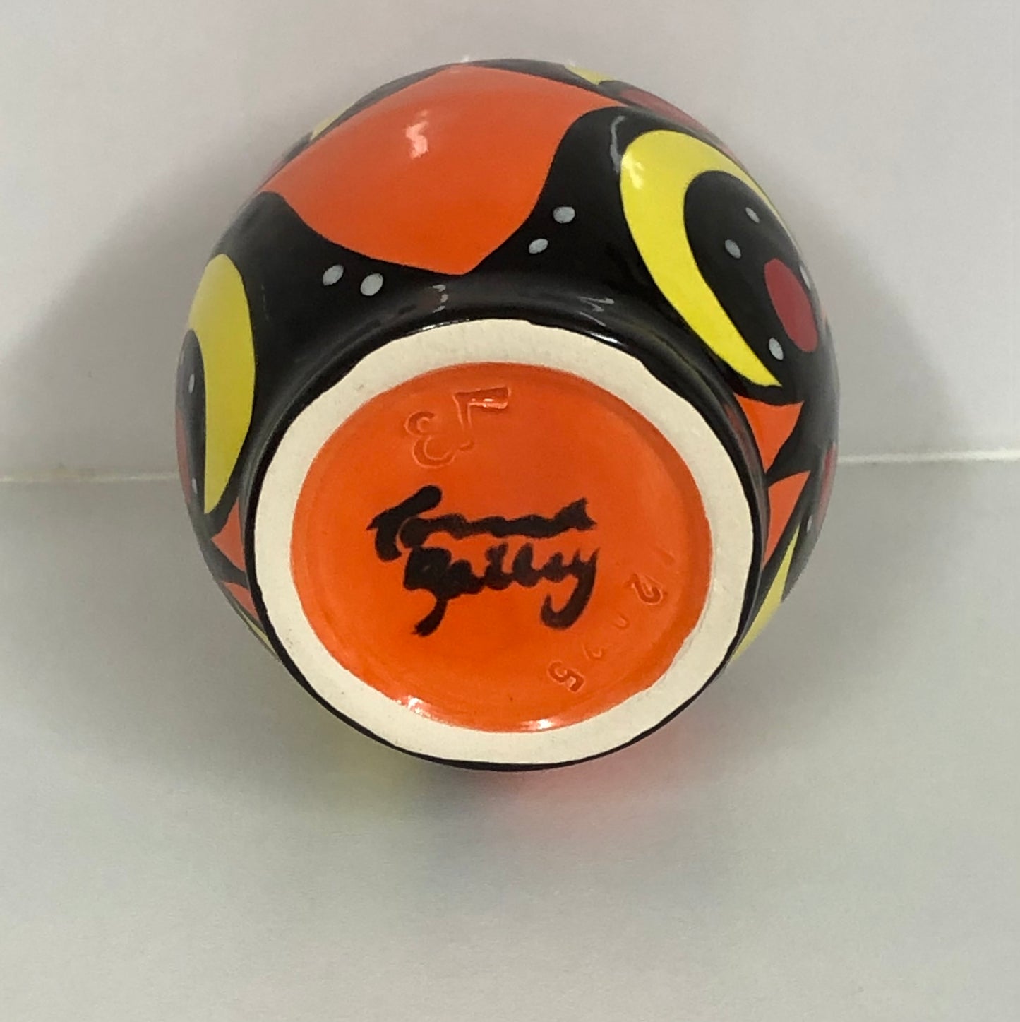 Circle Butterfly Vase Four (slight fault)